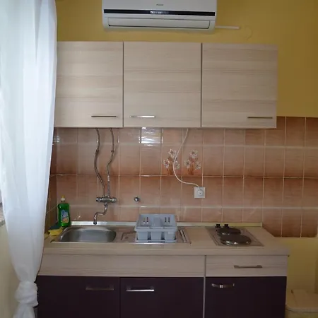 Apartament Aneva *
